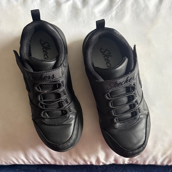 Skechers Kids' Black Sneakers - Picture 1 of 5